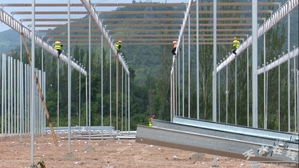 一线看项目 兰花产业园温室工程建设，以花卉经济助推乡村振兴